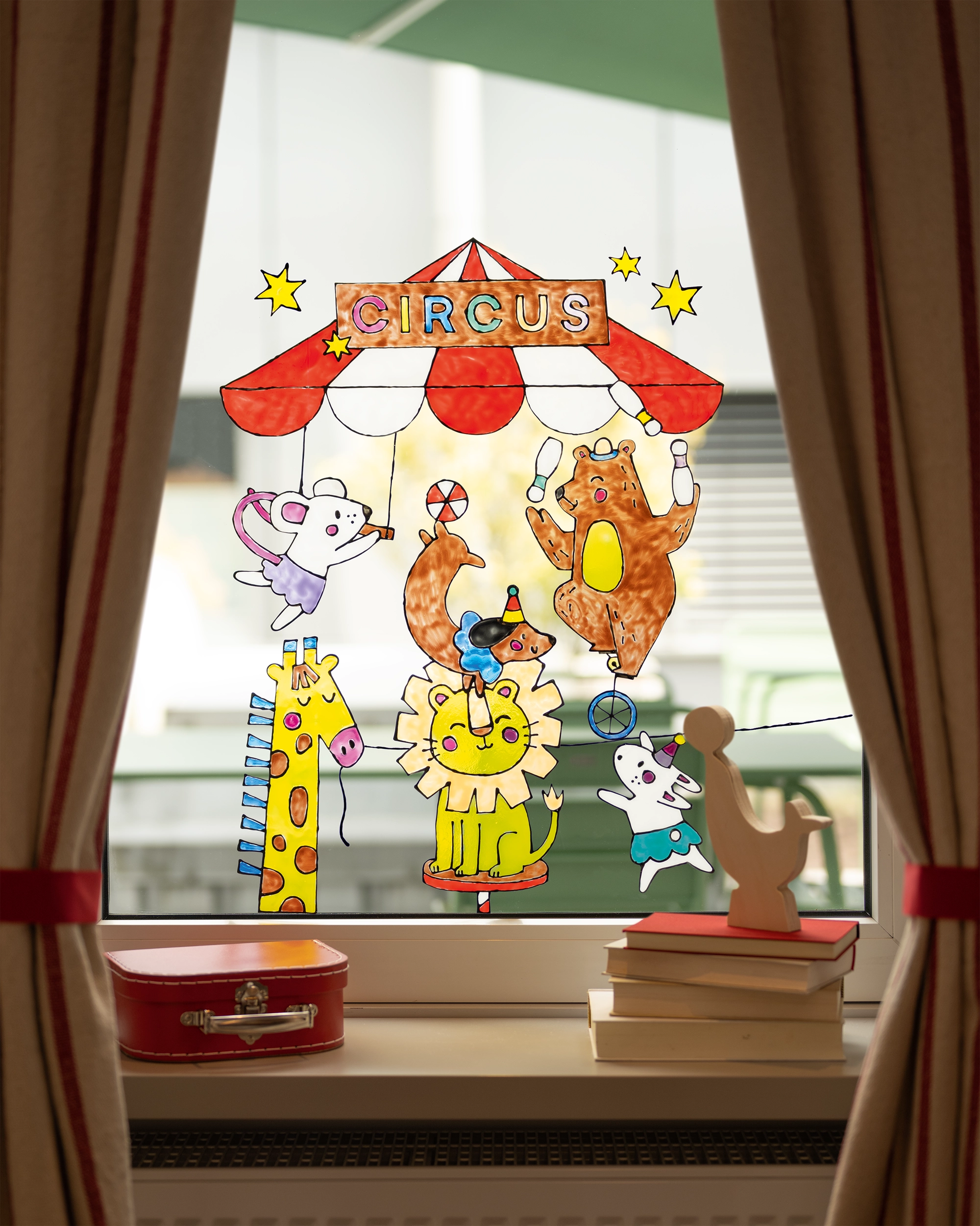 Window Color Circus